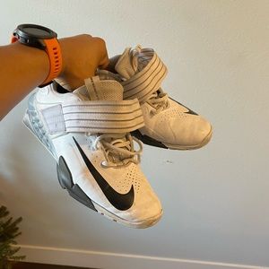 NIKE SAVALEO weightlifting shoe